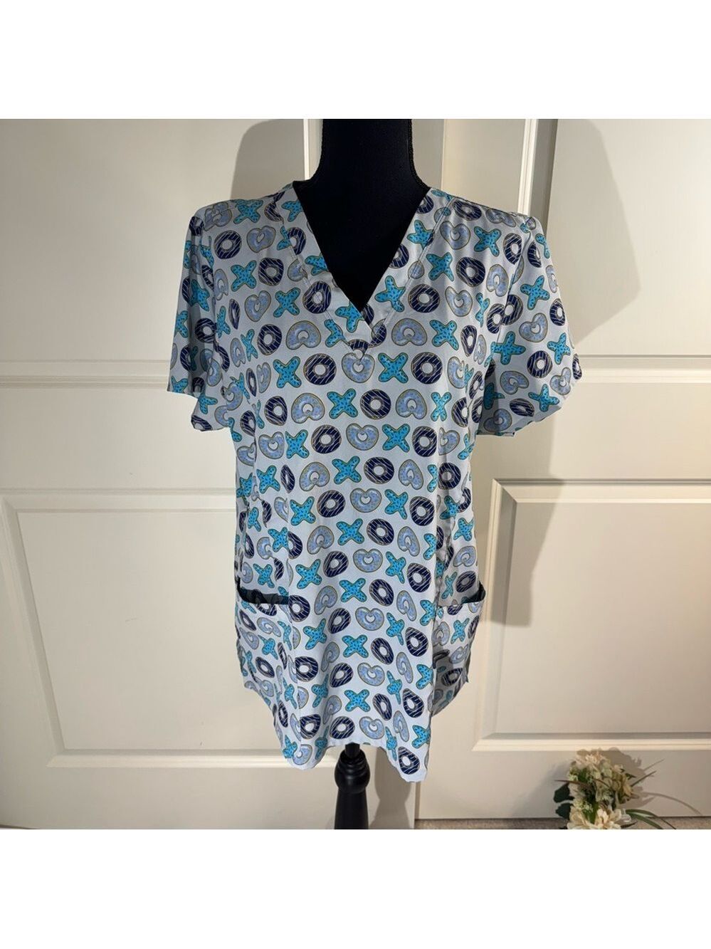 Prints by Maevn Blue & Gray Donut Print Medical Scrub Top Large